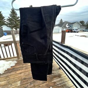 Women’s Black Denim Distressed Jeans